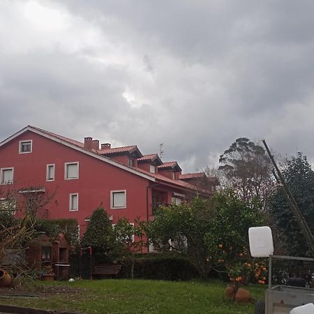 Duplex En Комільяс Екстер'єр фото