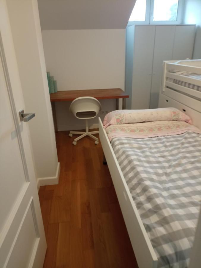 Duplex En Комільяс Екстер'єр фото