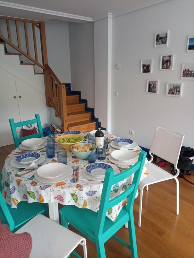 Duplex En Комільяс Екстер'єр фото