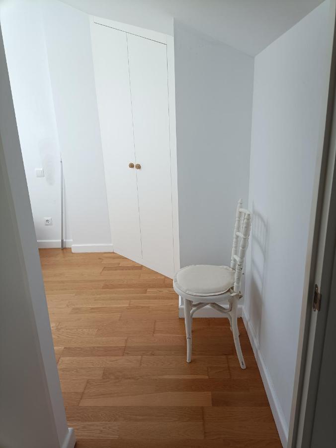 Duplex En Комільяс Екстер'єр фото